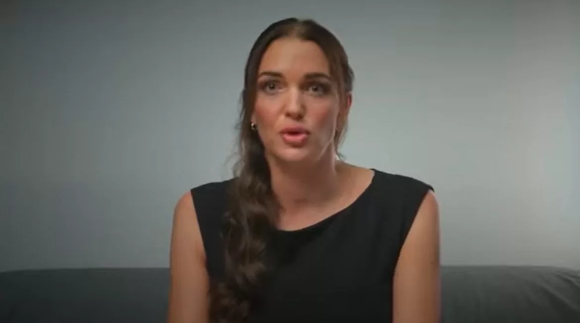 Takže Barbora Richterová bola na detektore lži a ten preukazuje, že neklamala. Takže ak neklamala ona, potom klamal štartér Boris, no verili by ste tomu?