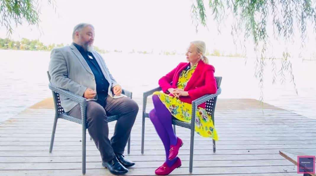 Video-Rozhovory s Mimi Šramovou-Eduard Chmelár o voľbách a povolebných rokovaniach.