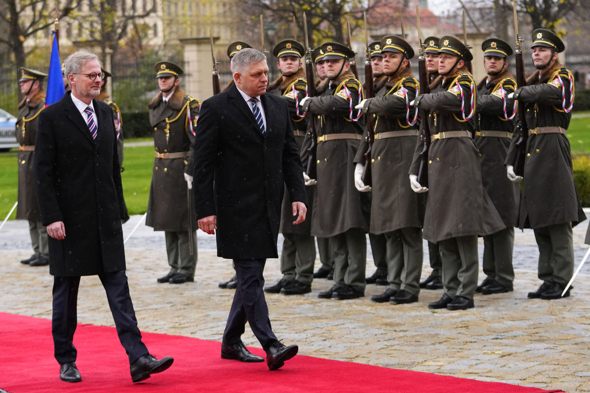 Falošná legenda. S Ficovým prijatím v Prahe je to presne naopak, než píšu dezinformačné médiá fekálneho prúdu