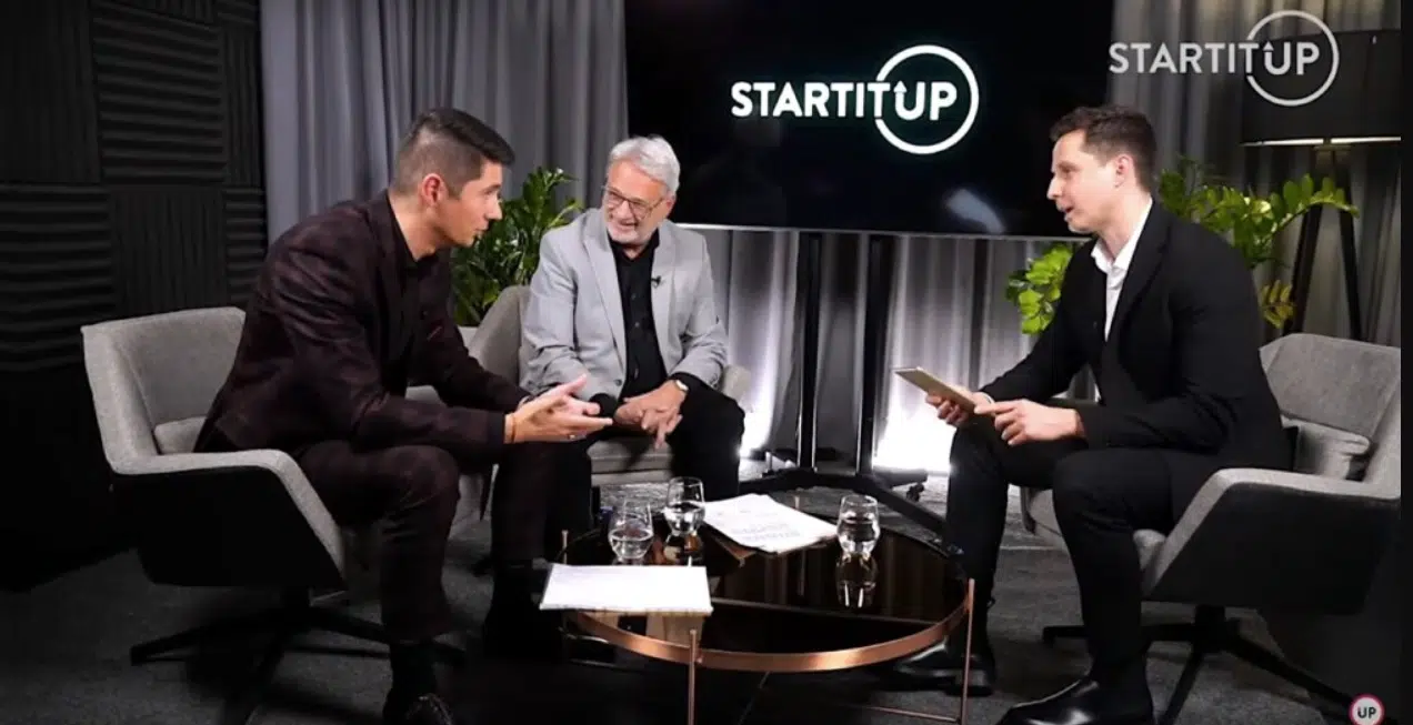 Video-Bývalý aktívny člen KSS, Marián Leško, ktorý dlhodobo manipuluje klamstvami slovenskú verejnosť v debate s Erikom Kaliňákom.