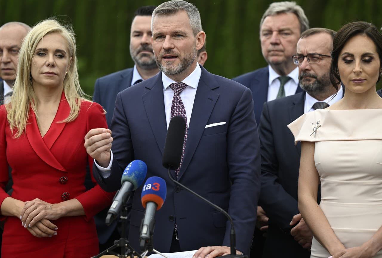 Peter Pellegrini buduje okolo seba tím odborníkov