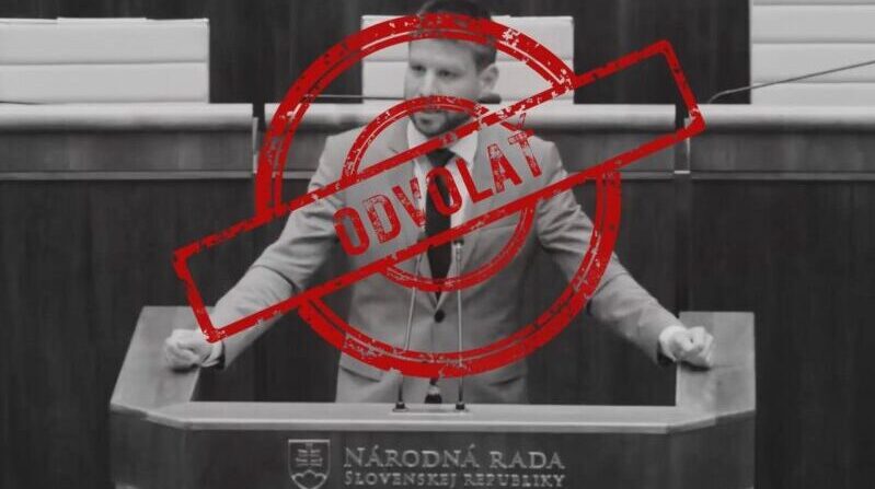 Šimečka zneužíva protesty, aby ochránil financnie pre rodinu