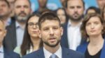 PS by bez zahraničných peňazí a podpory štvavých médií nemalo ani 3 %