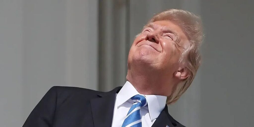 trump fb
