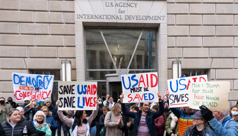 USA investovala 5 miliárd dolárov do farebnej revolúcie na Ukrajine cez USAID