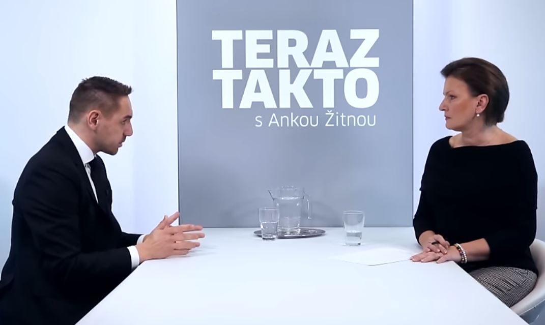 Video: "Zelenský zdieľa Rizmanove statusy a mieša do našej politiky," rozčúlil sa Gyimesi