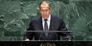 Lavrov nazval Zelenského úbohým človekom
