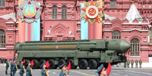 Peskov reaguje na Zelenského vyhrážky: Prehliadka 9. mája bude a vy ju budete sledovať s radosťou s nami