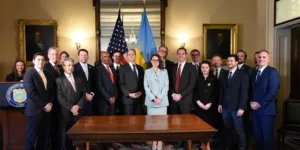 Reuters: Ukrajina a USA podpísali dohodu o nerastných surovinách