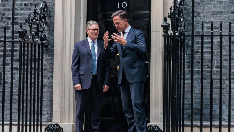 Šéf NATO Rutte Britom: Učte sa po rusky alebo míňajte viac peňazí na zbrojenie