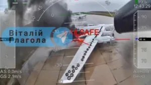 NYT: Ukrajinci v skutočnosti zapálili 4 staré vrtulové bombardéry a návnadové makety