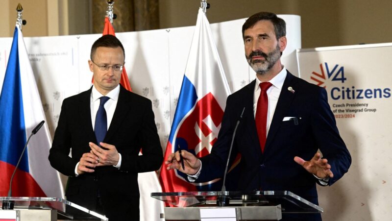 Ministri zahraničných vecí Maďarska, Slovenska a Srbska sa stretli s otázkami zasahovania EÚ