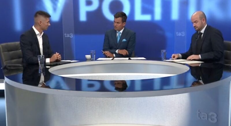 Erik Kaliňák dnes na Ta3 vypol Dubéciho. Za to ho Šimečka nepochváli