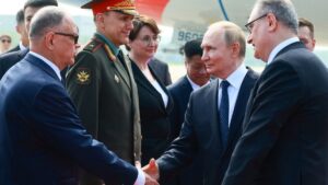 Putin pricestoval do Číny na summit Šanghajskej organizácie pre spoluprácu