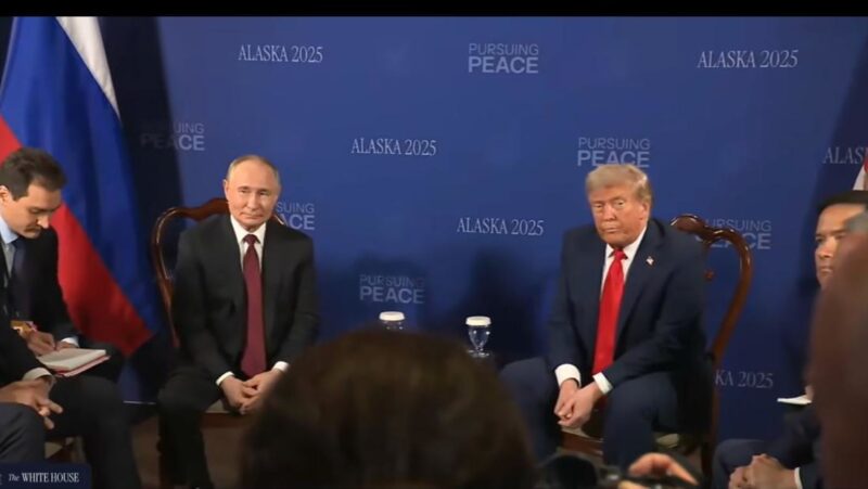Rokovania na Aljaške medzi Putinom a Trumpom sa začali. Video