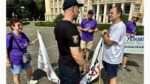 Chceli protestovať pred stretnutím Fica so Zelenským. UA Polícia im to prekazila a "vyprevadila" ich.