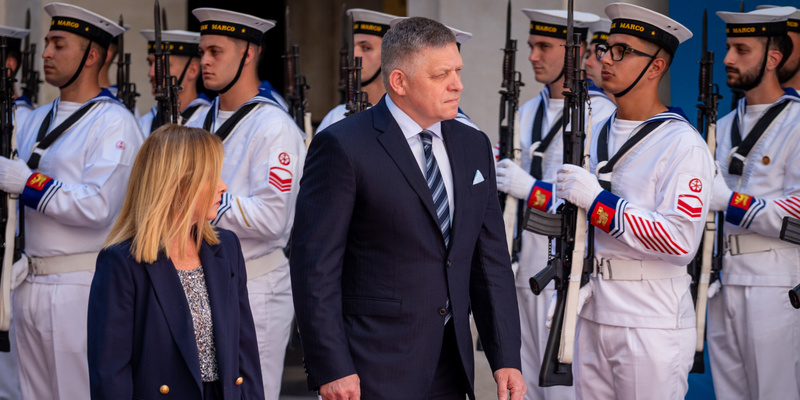 Milí mediálni manipulátori-darmo aktuálnu Ficovu misiu bagatelizujete