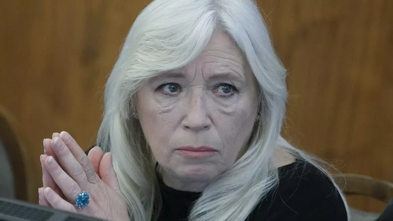 Politický zombie Radičová opať perlila & Cintulizmus v jej podaní