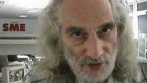 Peter Schutz výzvou k dehumanizácii smerákov porušil novinársku etiku. Rozhodla o tom Tlačovo-digitálna rada Slovenskej republiky.