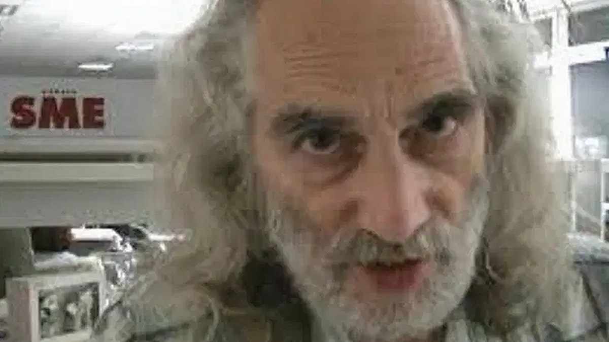 Shutz vyzýva, aby Slovák Slováka napadol a mu fyzicky ublížil! Bude nový Cintula?