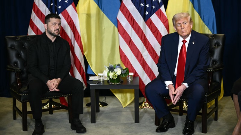 Zelenskyj žiada Trumpa o Tomahawky, aby zvýšil „tlak na Moskvu“ píše WSJ