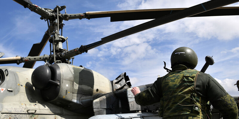 Rusko informovalo o zničení ukrajinského letiska a zariadení na prepravu zbraní.