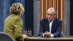 „Merz klame pred miliónmi ľudí,“ obvinenia z falošných správ o ruských dronoch