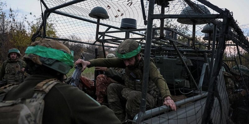 Putin pozval novinárov a zajistil 6 hodinové prímerie. Zelenský im zakázal vstup