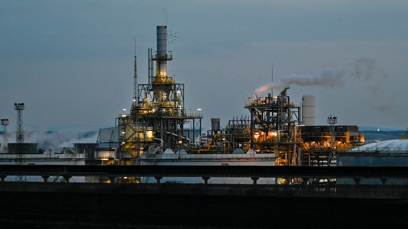 Bulharsko žiada o výnimku z Trumpových ropných sankcií. Hrozí nedostatok phm.