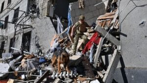 Ruská obávaná trojtonová bomba spôsobila chaos.