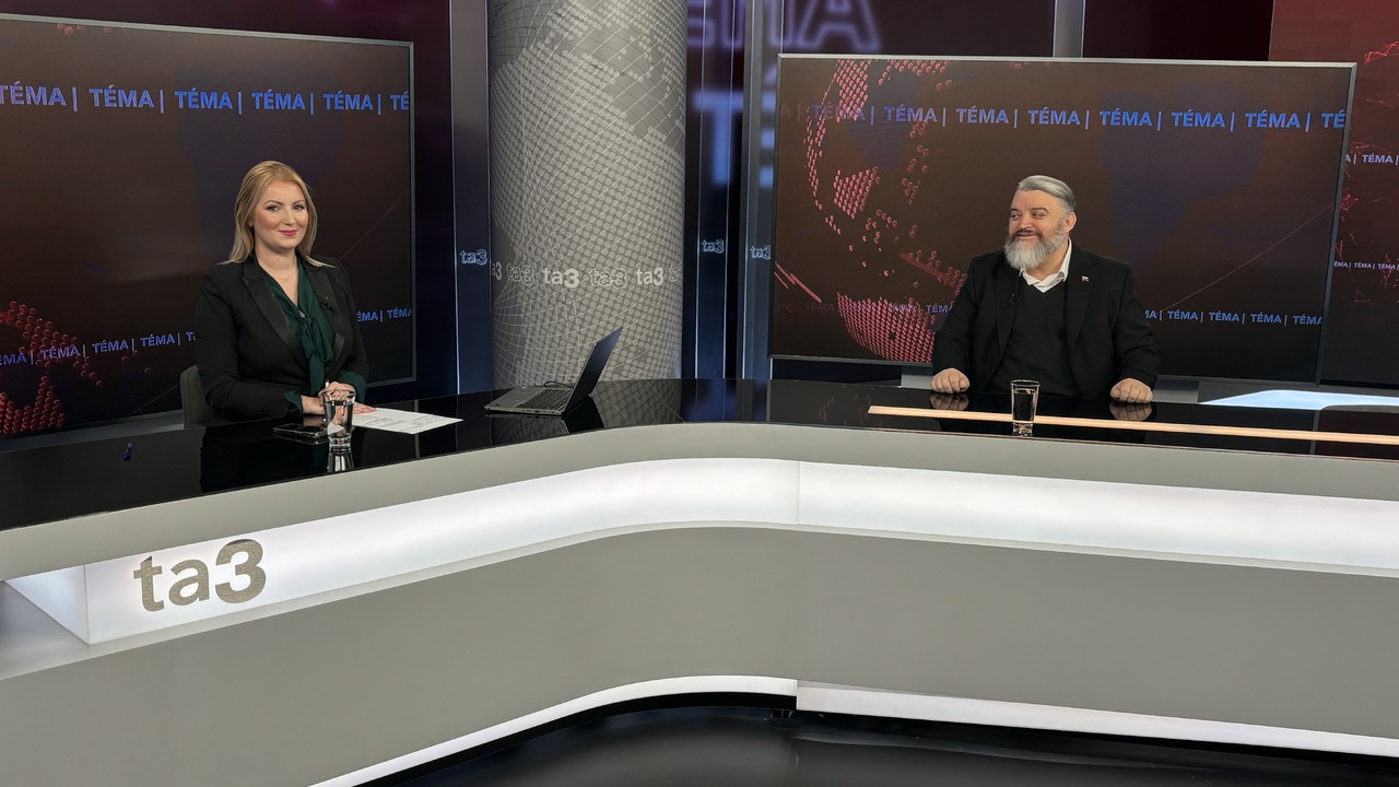 Pseudoľavicový guru Chmelár sa divákom posťažoval že ho ľudia prosia o finančnú pomoc