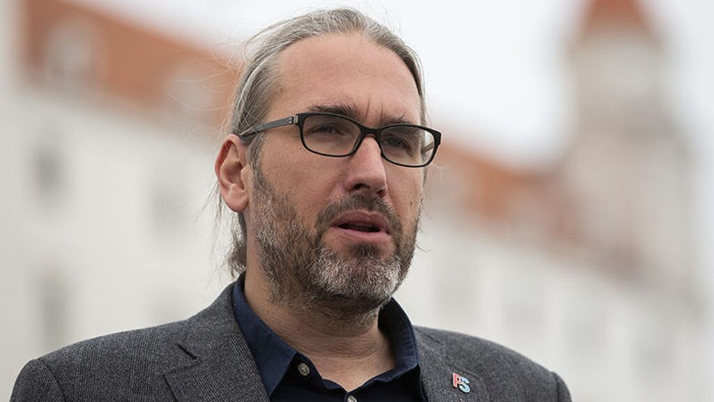 Nie oslobodenie od RF plynu, ale od pomätencov, akým je Hojsík a spol.