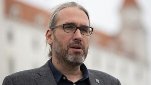 Nie oslobodenie od RF plynu, ale od pomätencov, akým je Hojsík a spol.