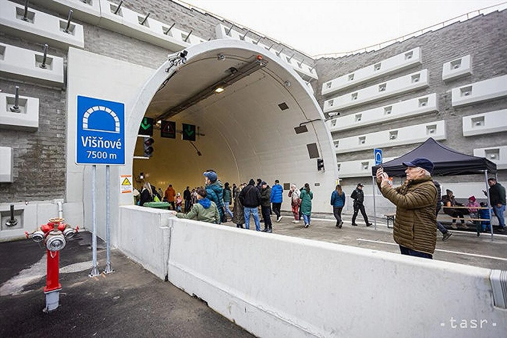 Intrigy nepriateľov Slovenska & „Šťastné a Višňové“ & Opozícia bude vždy škriekať