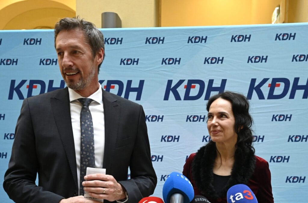 KDH brutálne klame, zavádza, manipuluje verejnú mienku!