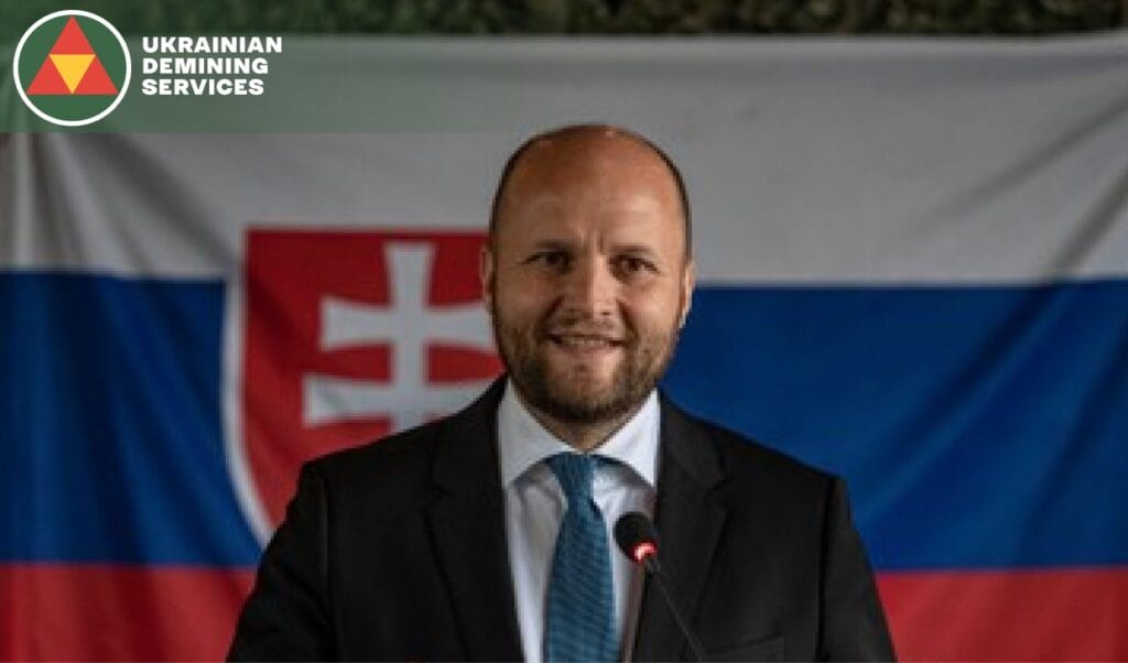 Naď spolu s kriminálnikmi vo vedení Ukrajinskej UDS & Financovanie Demokratov