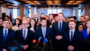 Vláda z PS, SaS, KDH, Demokrati, „OĽANO" - Istá katastrofa pre Slovensko