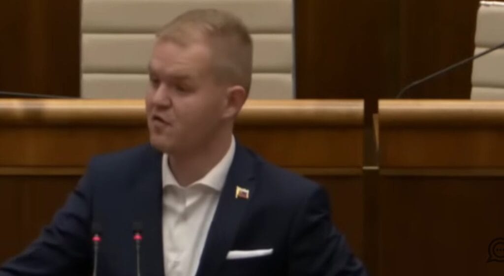 Bartek NARUŠIL v parlamente odvolávanie vlády: Mikloška a Šimečku úplne zničil