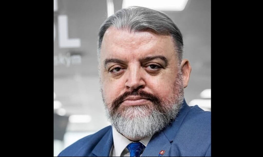 Ak nezačneme konať ihneď, stratíme vplyv v strednej Európe a napokon aj vlastný štát.