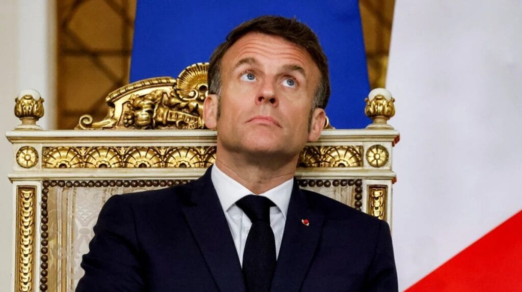 Macron predpovedal zdrvujúcu budúcnosť pre Európu