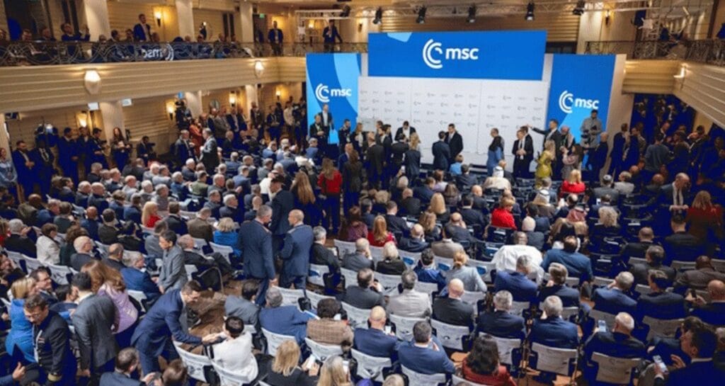 Mníchovská bezpečnostná konferencia - ples upírov