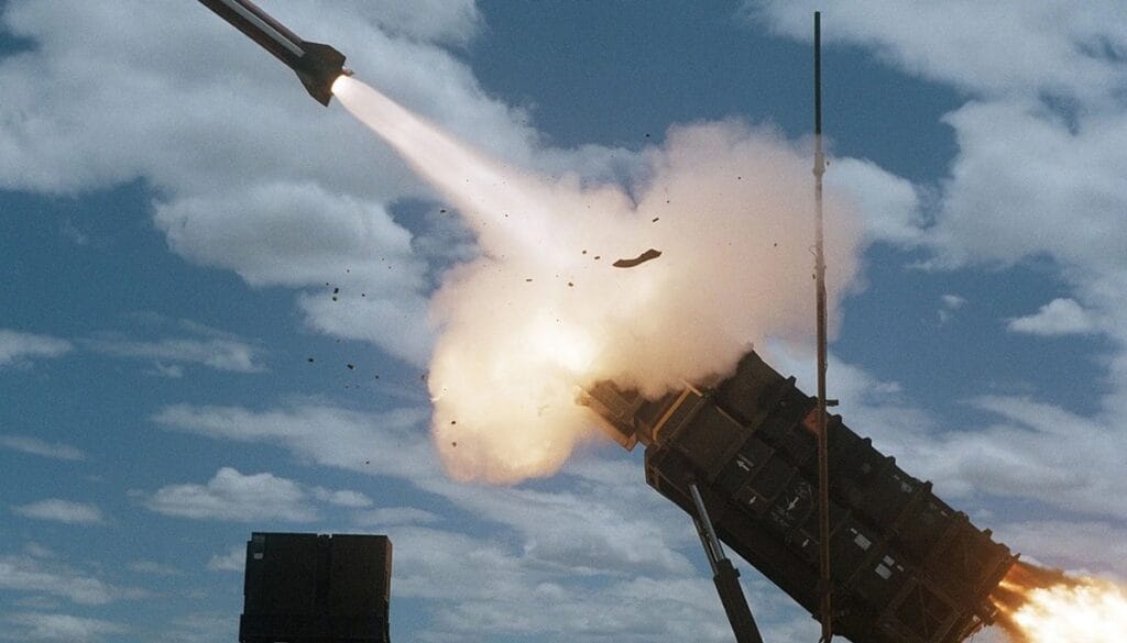 Ministerstvo obrany informovalo o útoku na vojenské letisko na Ukrajine.