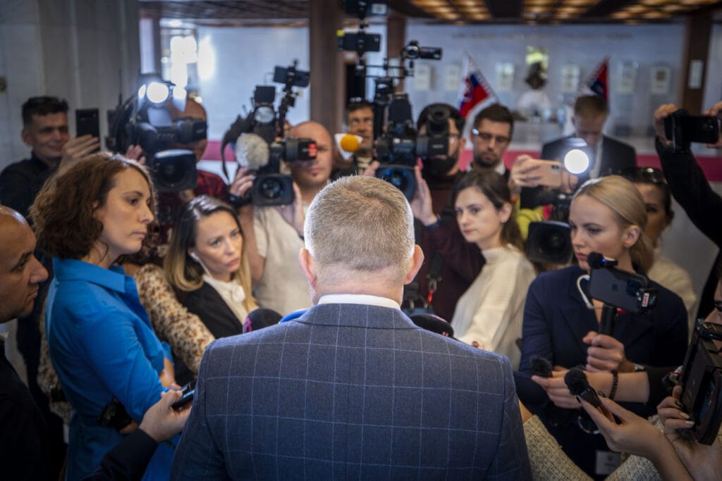 Slovensko sa musí hanbiť za úroveň slovenskej žurnalistiky.