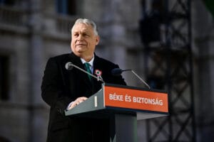 Orbán: Analýza kyjevských financií odhalila, že miliardy tiekli na Západ