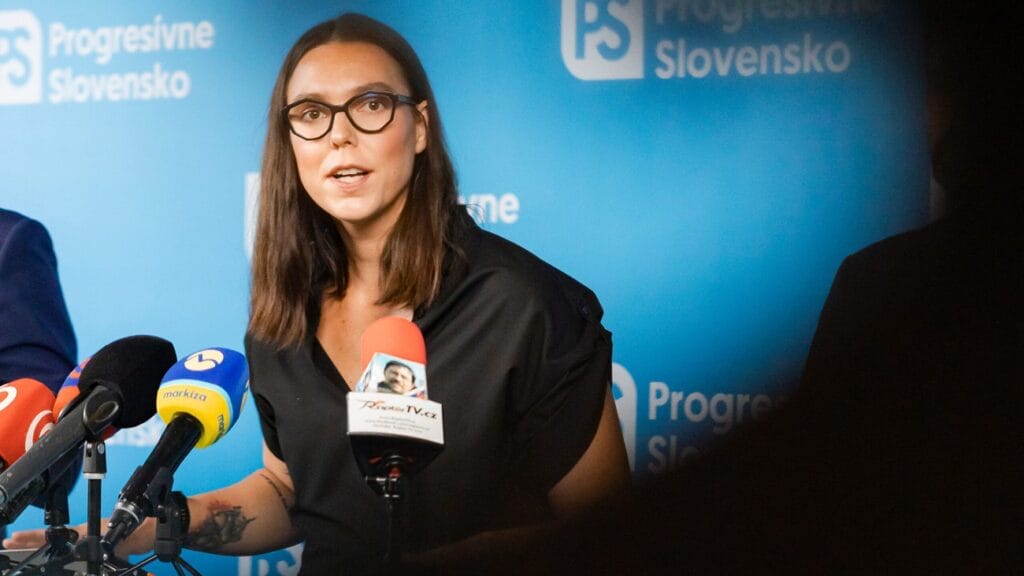 Stohlová pseudoekologička sa pokúša poškodiť SR o miliardy eur