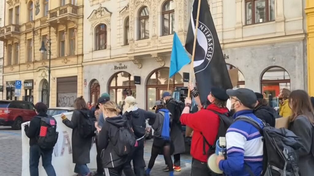 Keď progresivistickí revolucionári tak trvajú na ľudských právach, čo tak začať právom na život