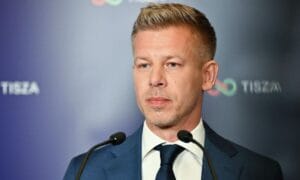 Predčasný orgazmus progresívcov. Magyar - vstup Ukrajiny do EÚ iba referendom.