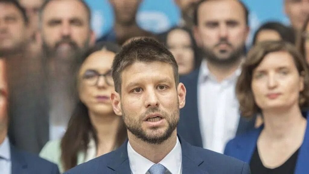PS pokračuje v taktike „čím horšie, tým lepšie“