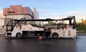 Pri útoku ukrajinského dronu na autobus v Donecku mŕtvi a ranený