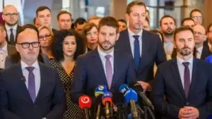 Jóbova zvesť pre našu opozíciu, agentúra Moody ´s nám dala k A3 aj stabilný výhľad